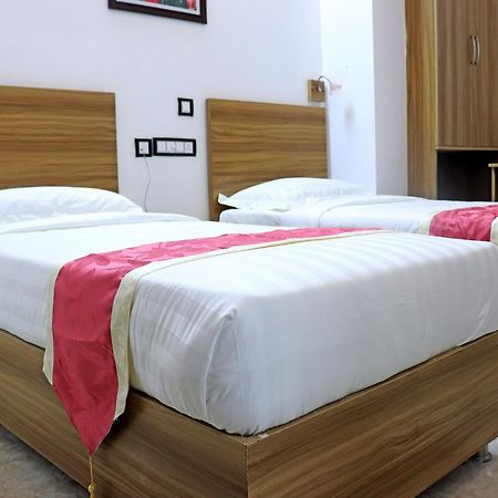 Gulnaar Guest House Chennai Extérieur photo