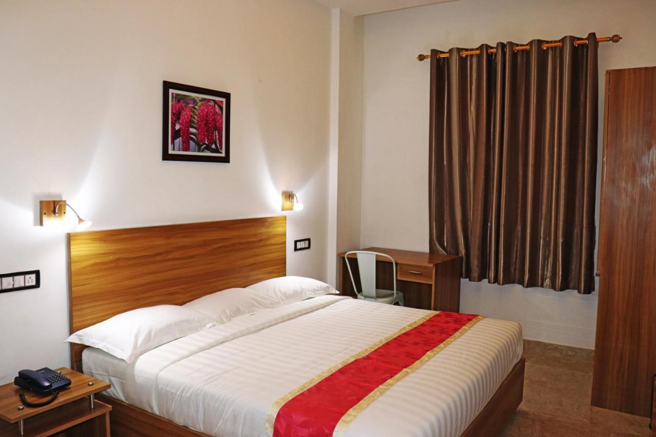 Gulnaar Guest House Chennai Extérieur photo